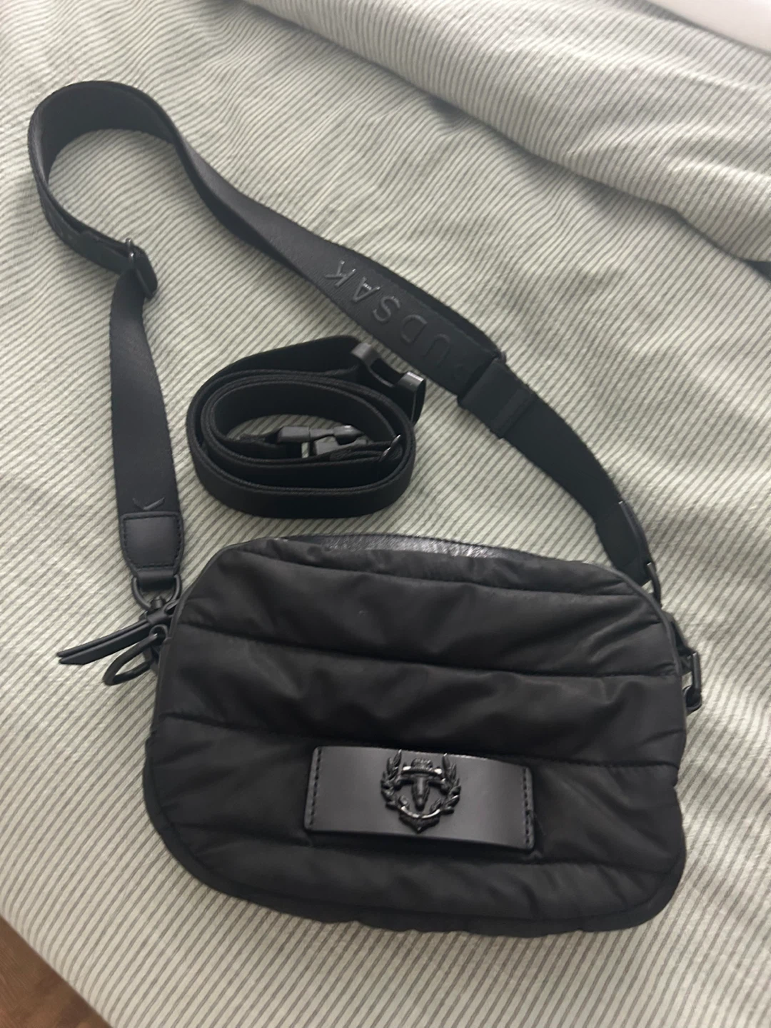 RUDSAK Black Puffer Crossbody Bag
