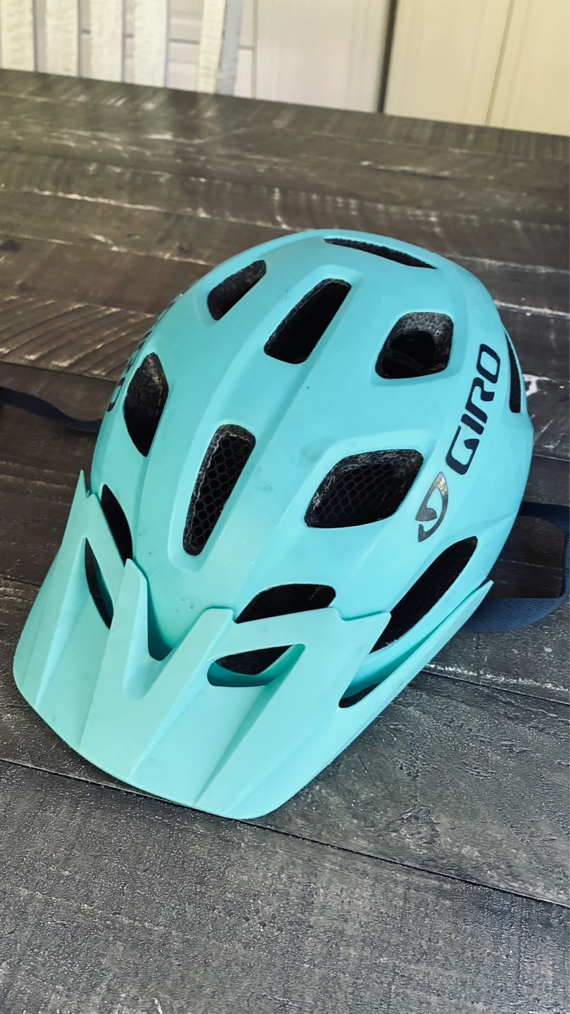 Giro kids size 47-54 cm bicycle helmet