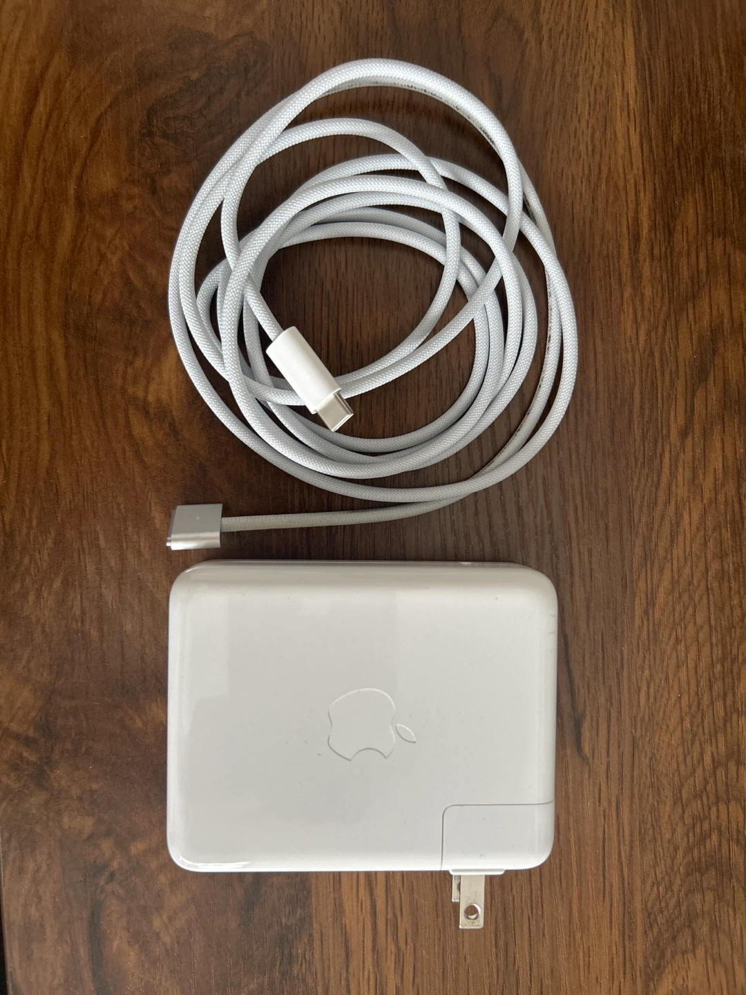 140W USB-C Apple Power Adapter