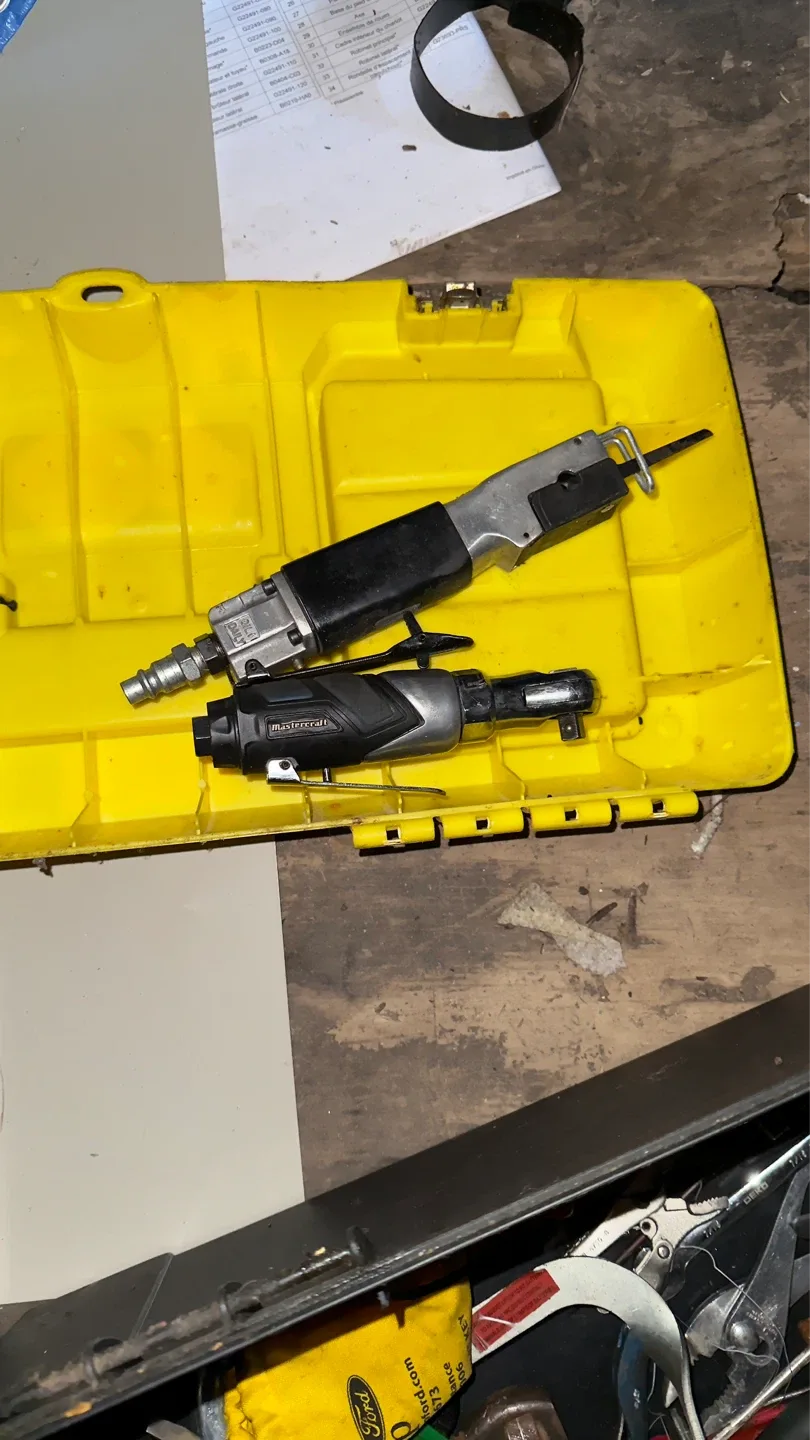 Assorted tools - photo 2