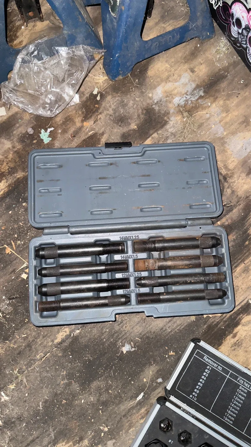 Assorted tools - photo 5