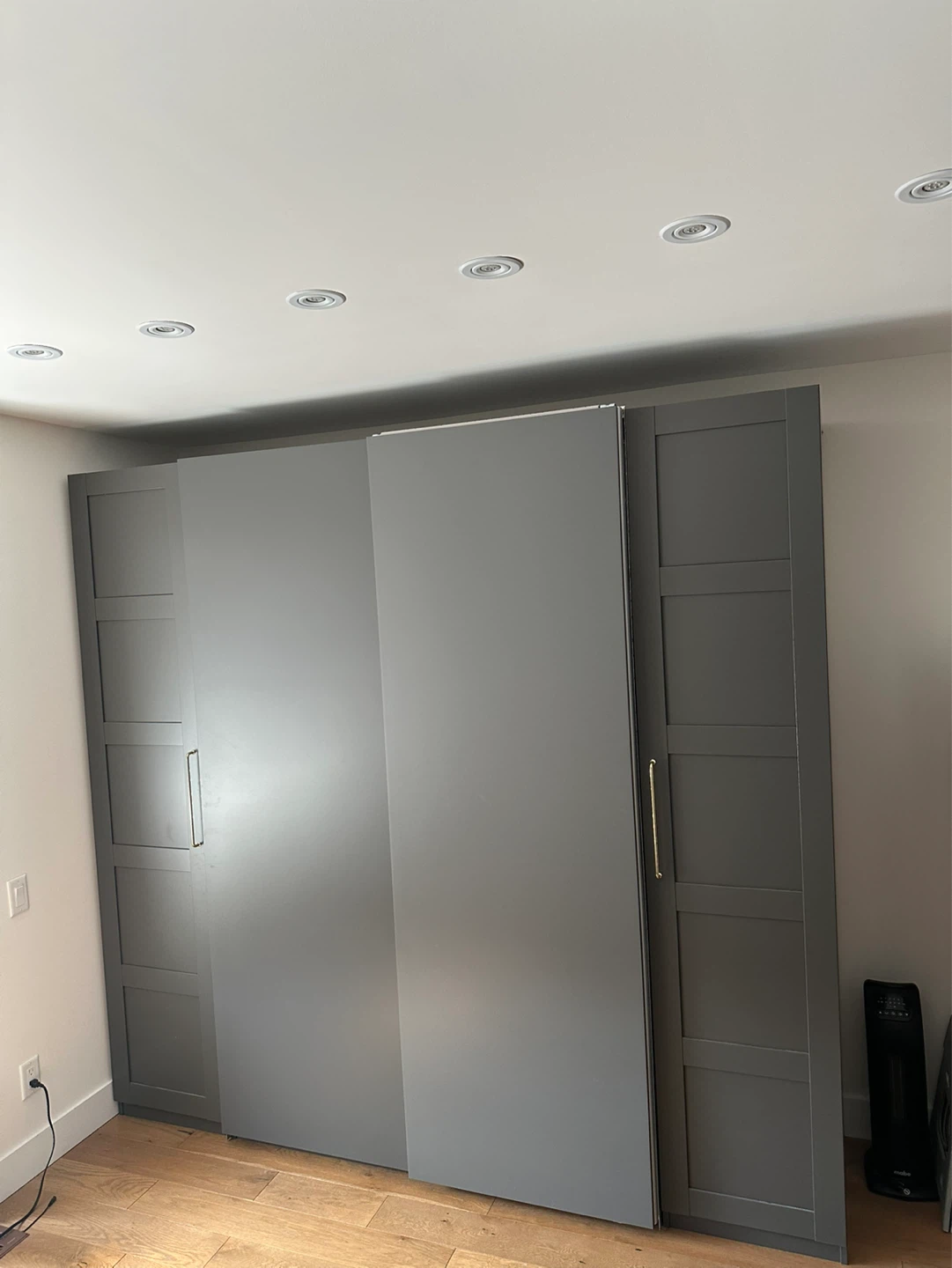 Grey Wardrobe with Sliding Doors - photo 4
