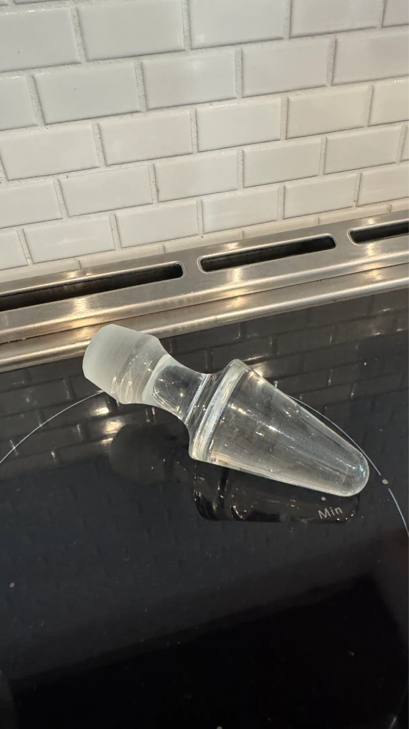 Glass Decanter with Stopper - photo 3