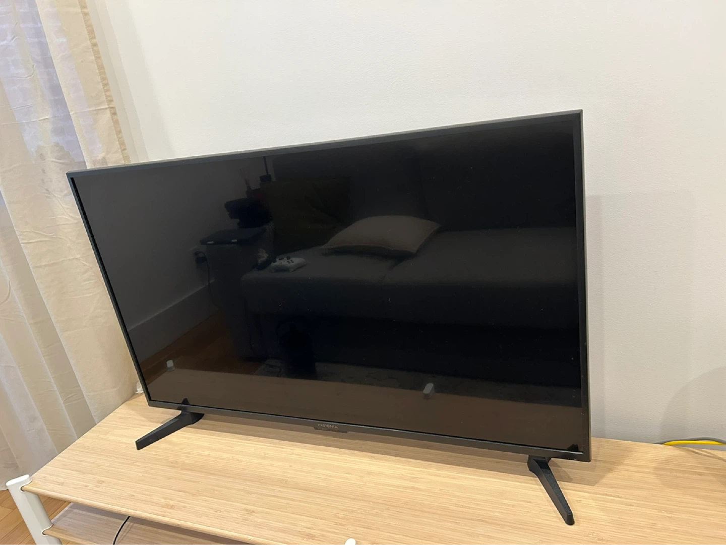 Flat-screen TV Insignia