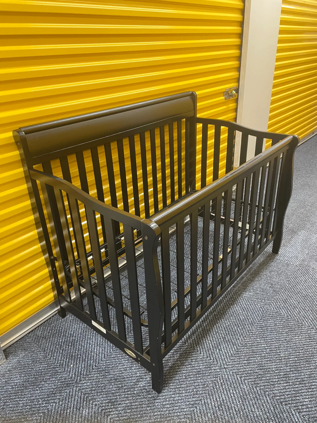 Graco Stanton 4 in 1 Convertible Crib - Black - photo 2