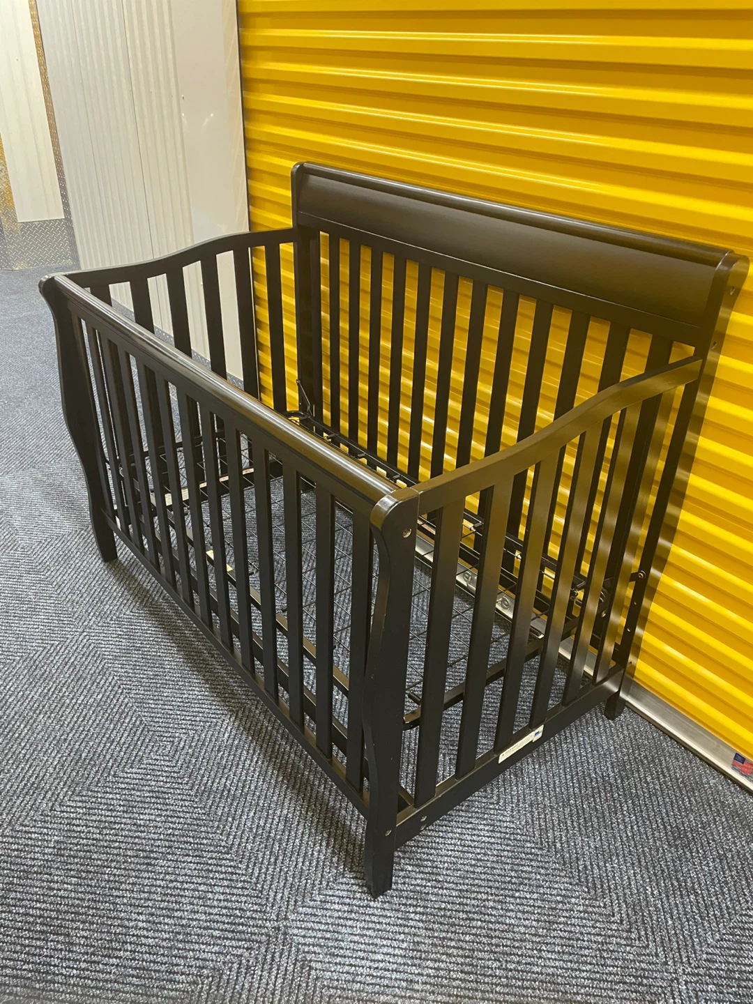 Graco Stanton 4 in 1 Convertible Crib - Black