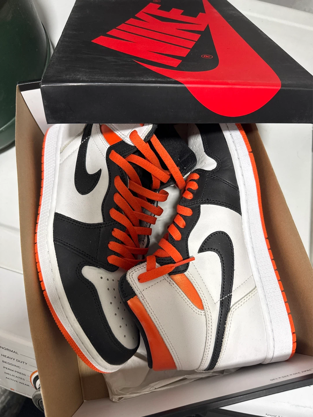 Nike Air Jordan 1 High OG - photo 5