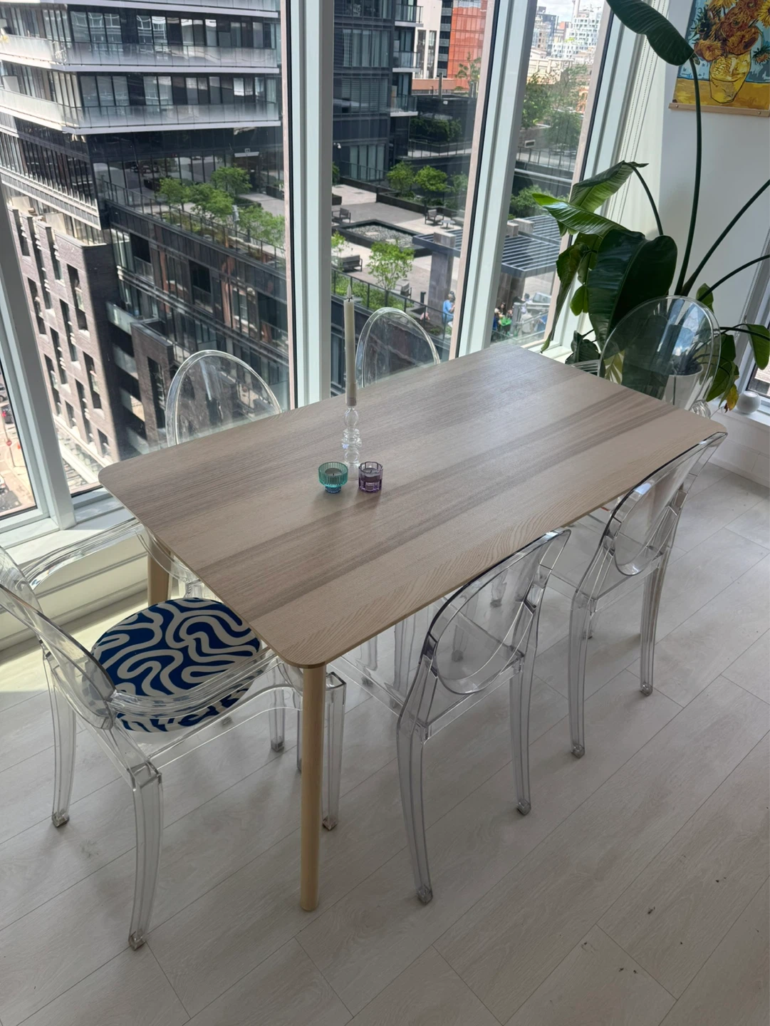 6 Ghost Chairs | transparent design chairs - photo 4