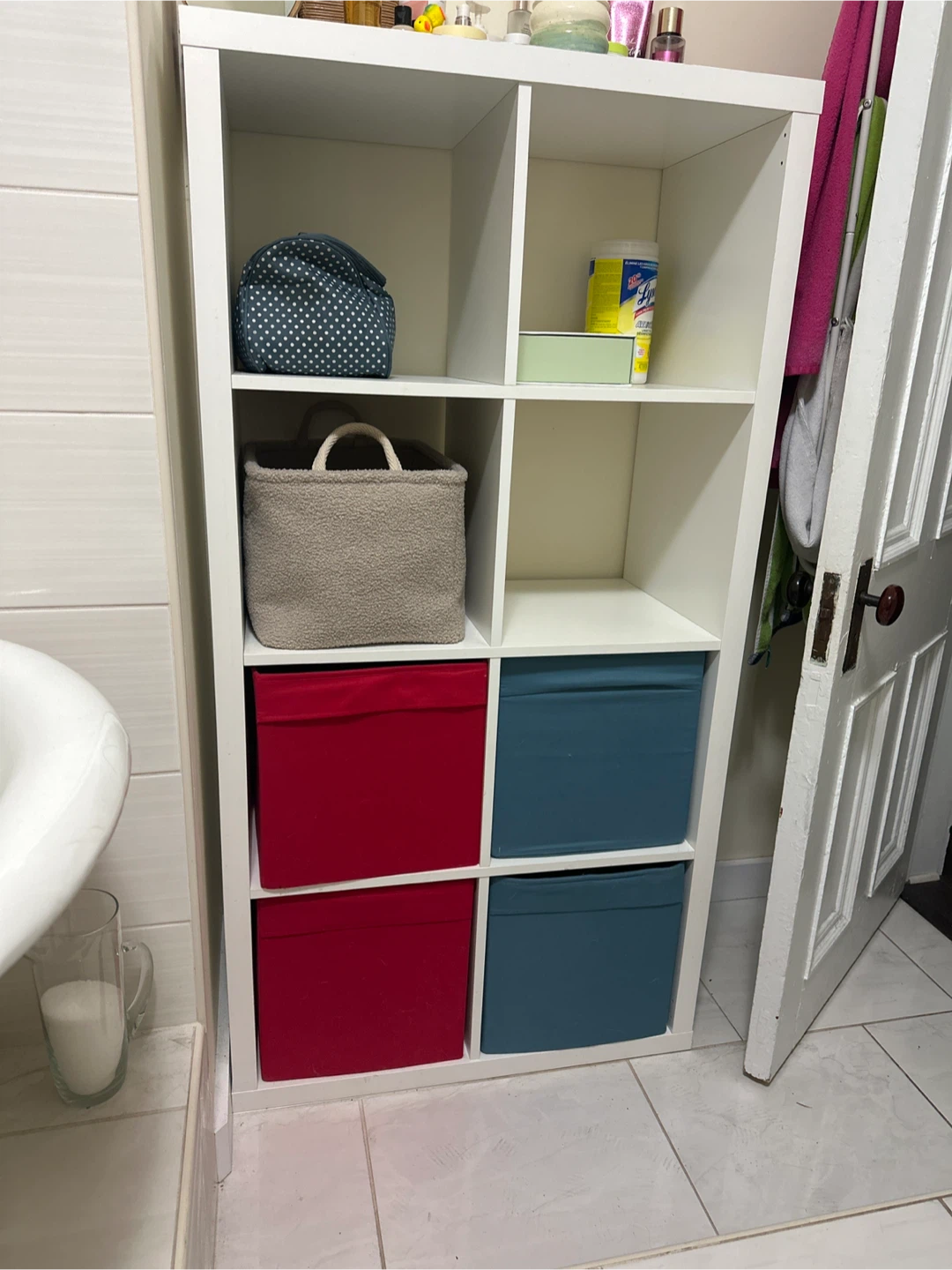 White 4x2 Cube Storage Unit