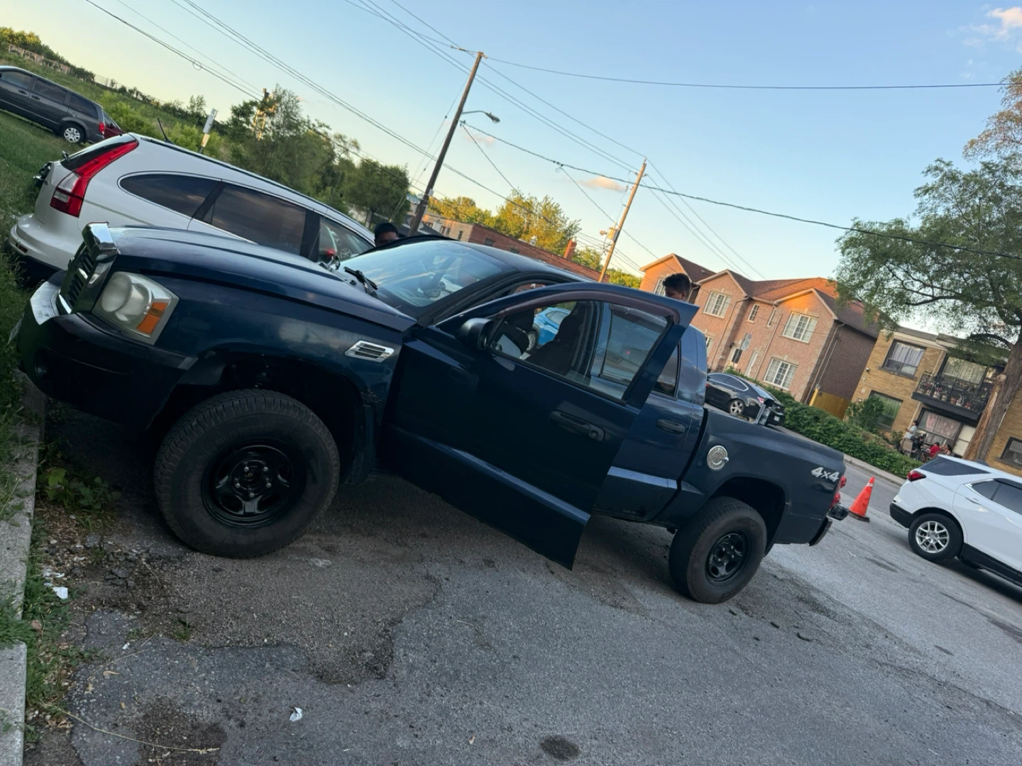 Dodge Dakota Pickup Truck - photo 2