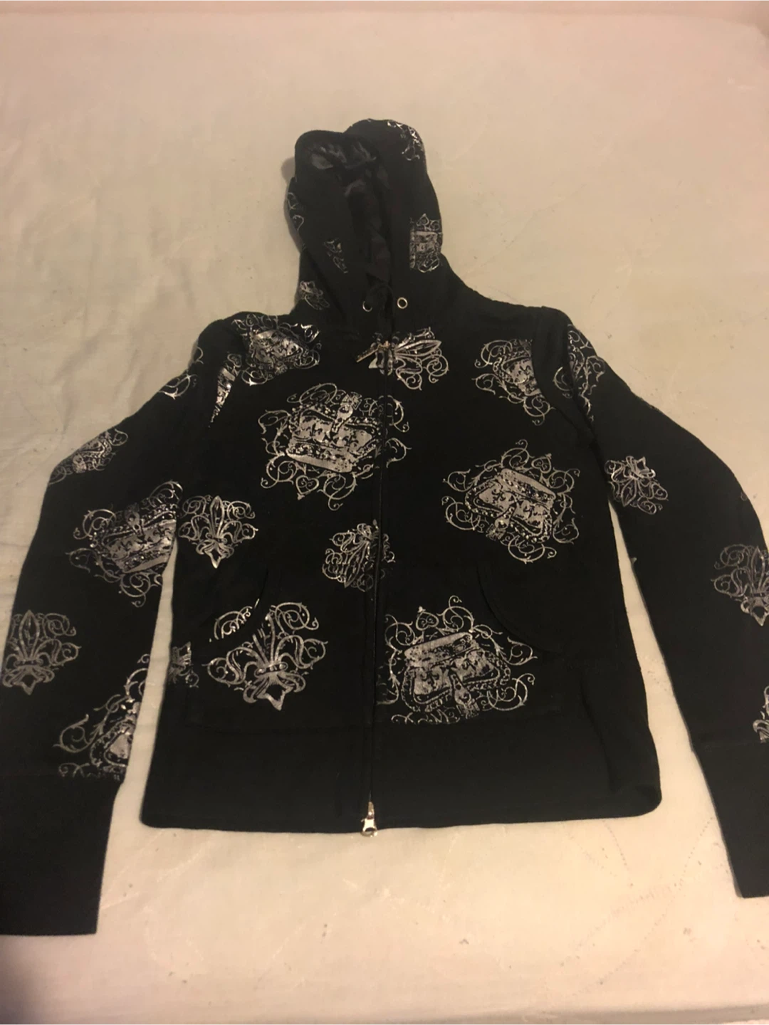 8 GIRLS HOODIES AND JACKET - photo 2