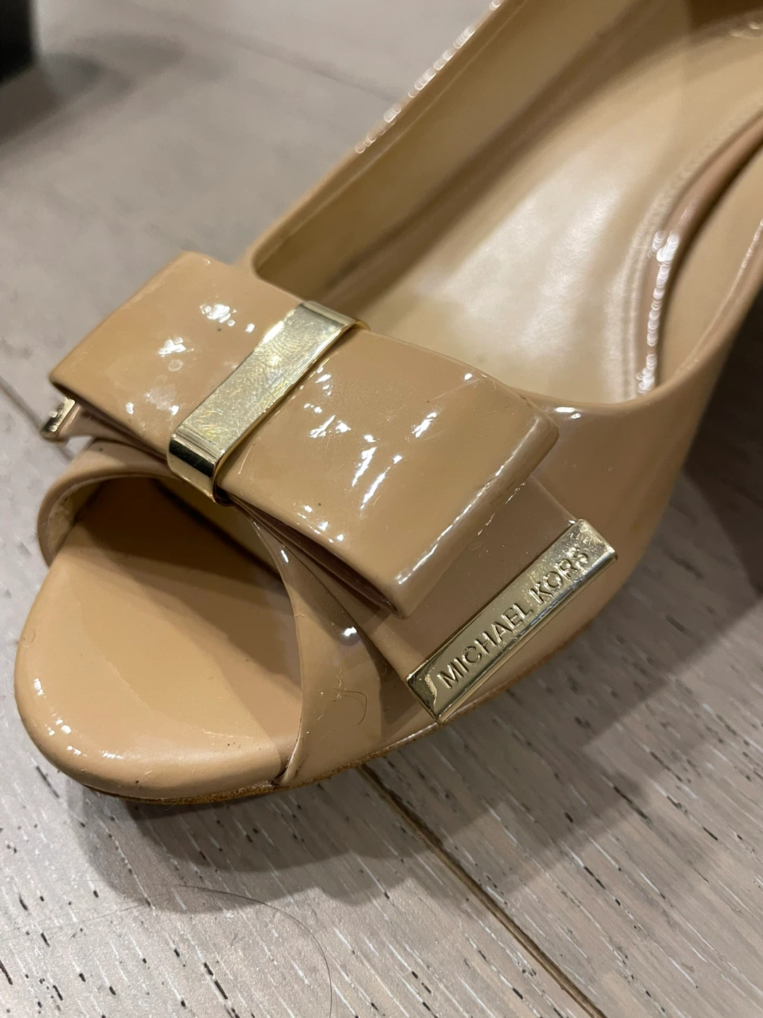 Michael Kors Peep Toe Wedge Heels Size 8M - photo 3