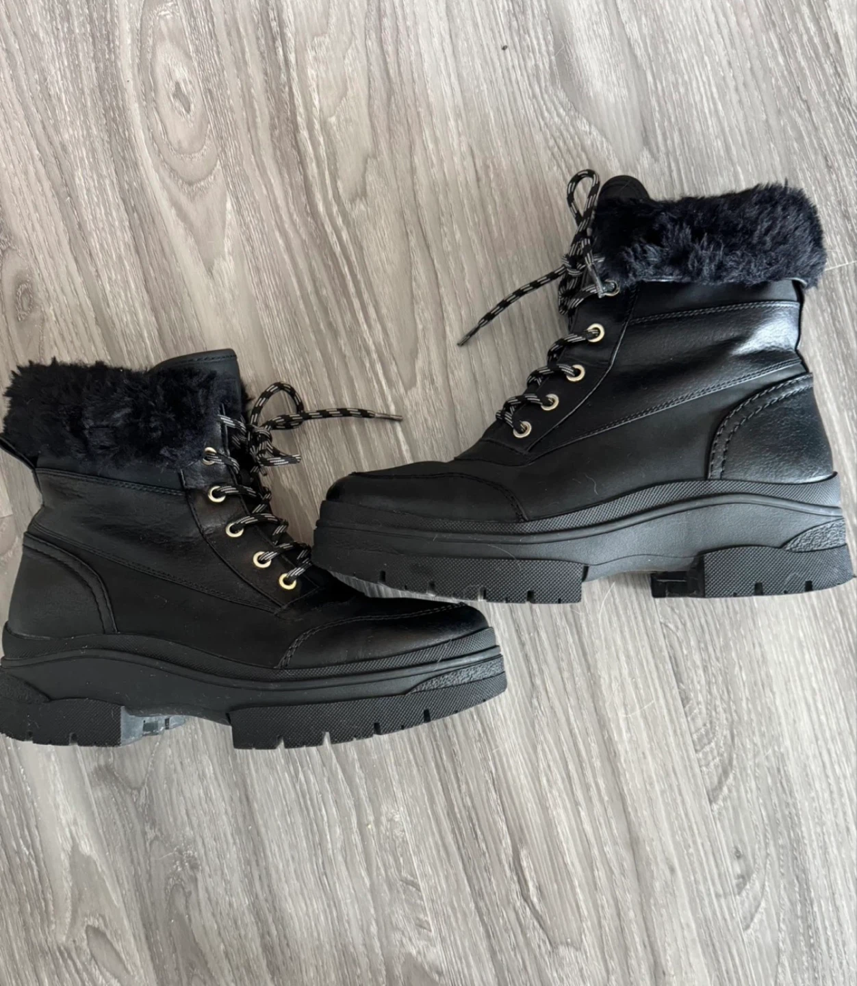 Black Ankle Alpine Boots