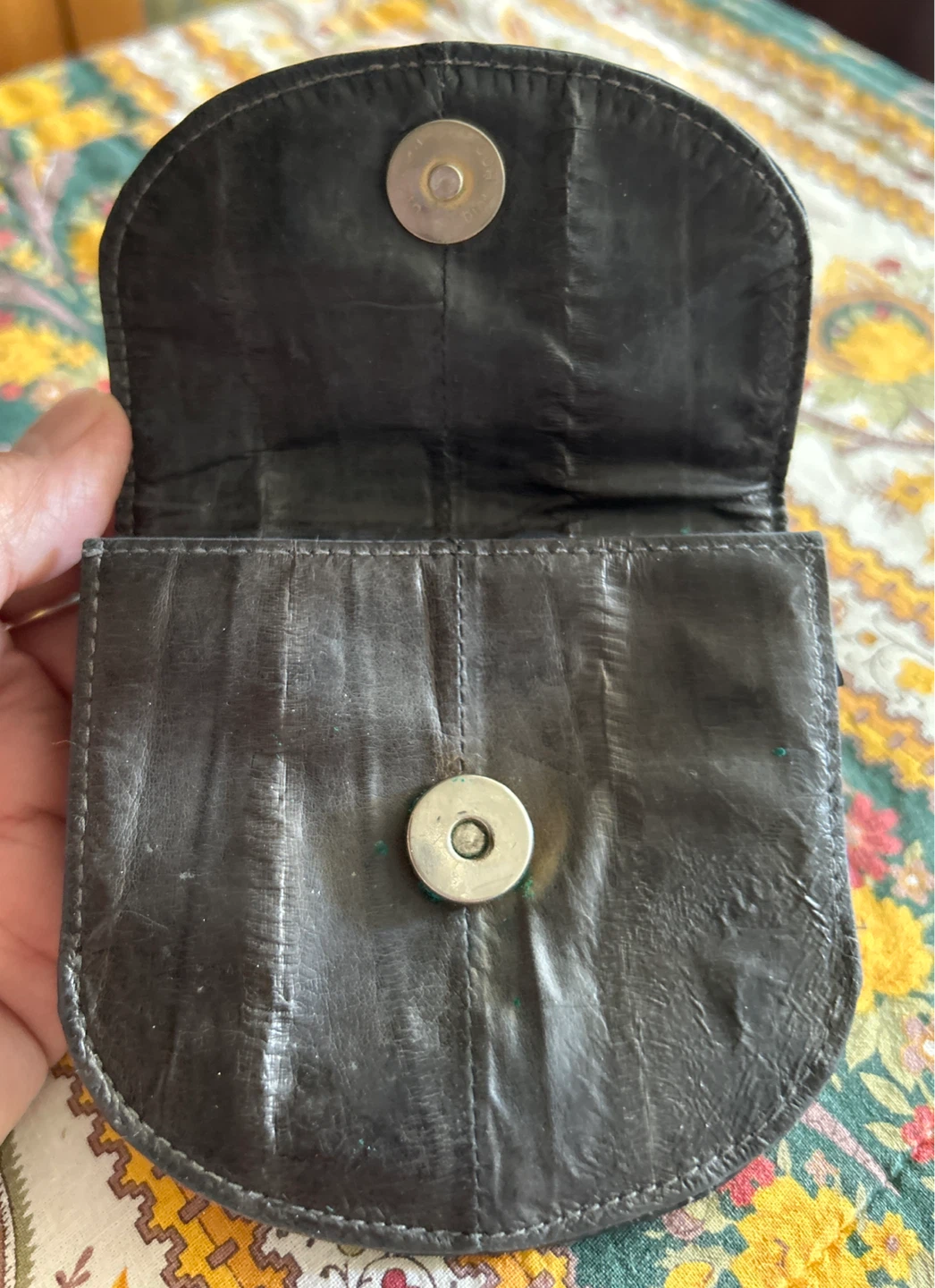 Vintage Black Eel Skin Coin Purse with Keychain - photo 4