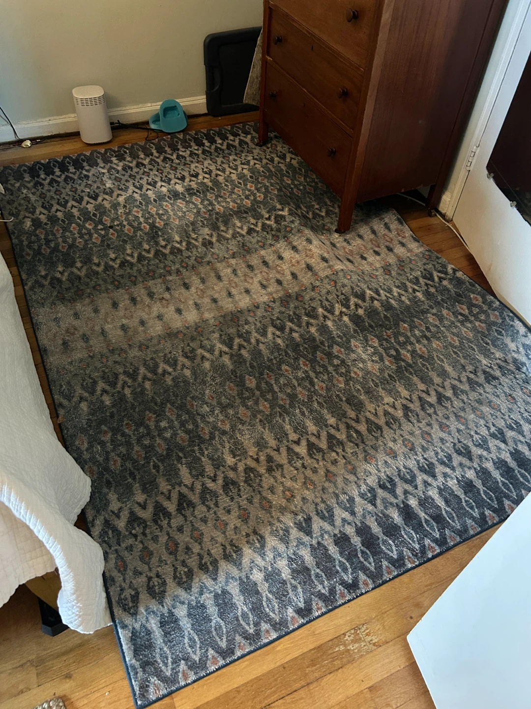 Lovely Blue Area Rug 5X7