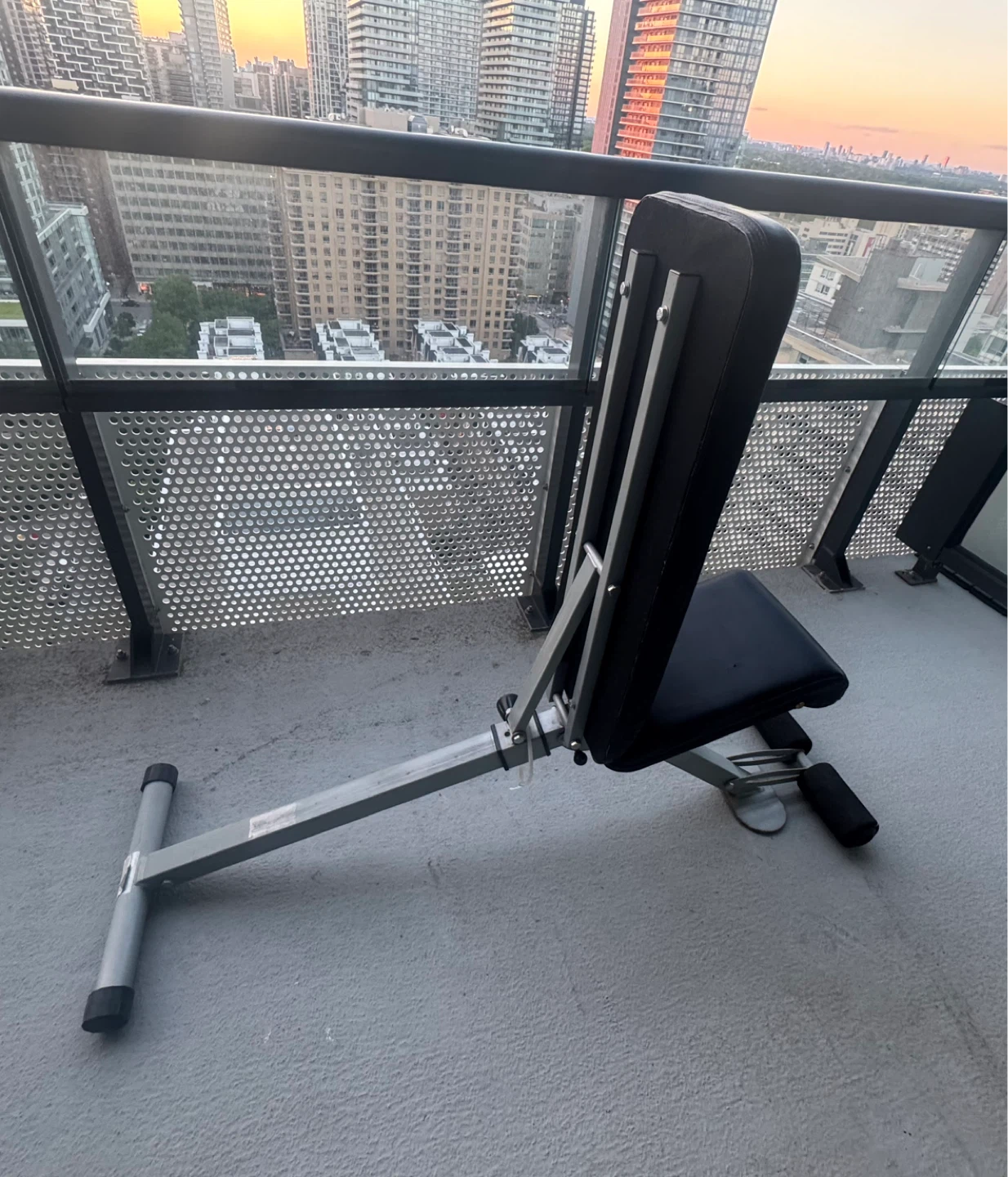 LEIKE Adjustable Weight Bench - photo 4