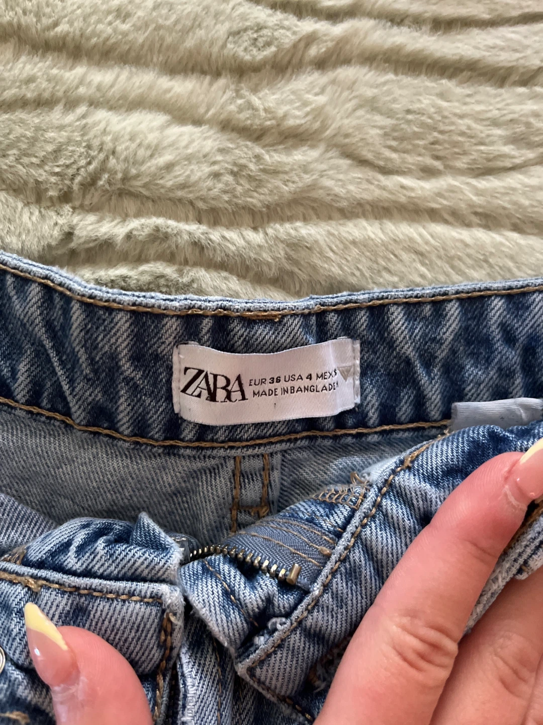 Zara Denim Shorts - photo 3