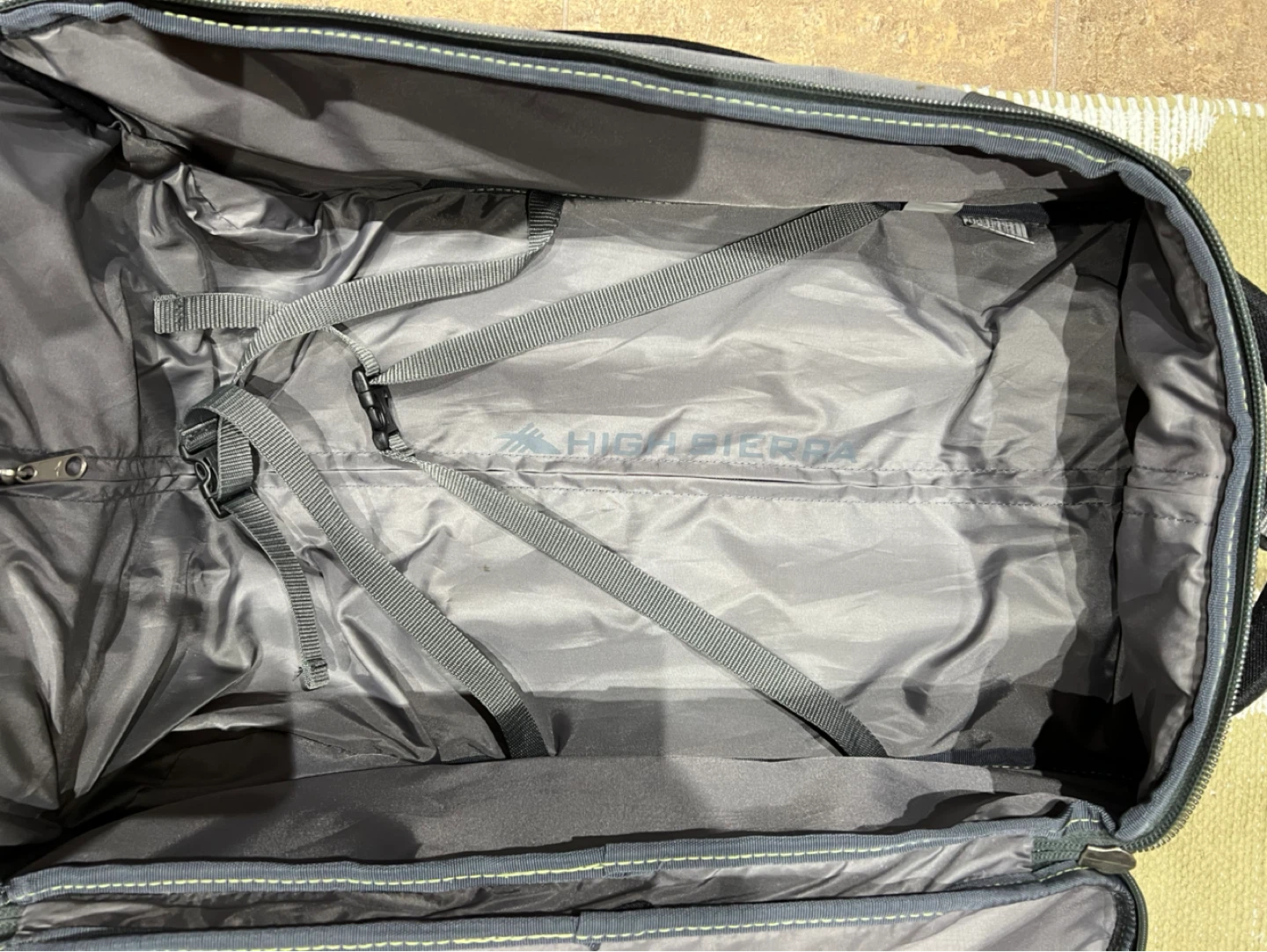 High Sierra Grey Rolling Carry-On Luggage - photo 3