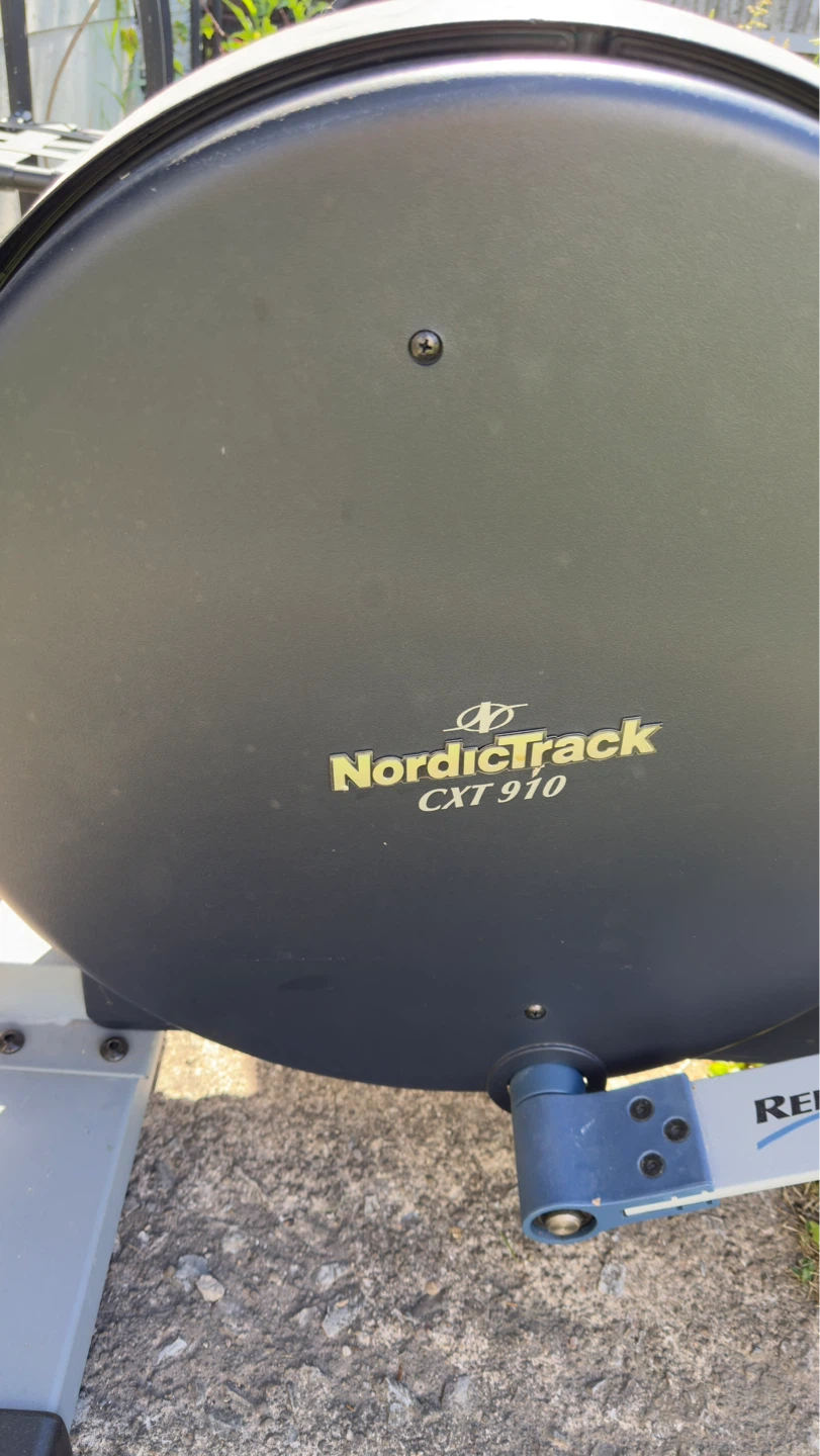 NordicTrack CXT 910 Elliptical - photo 2