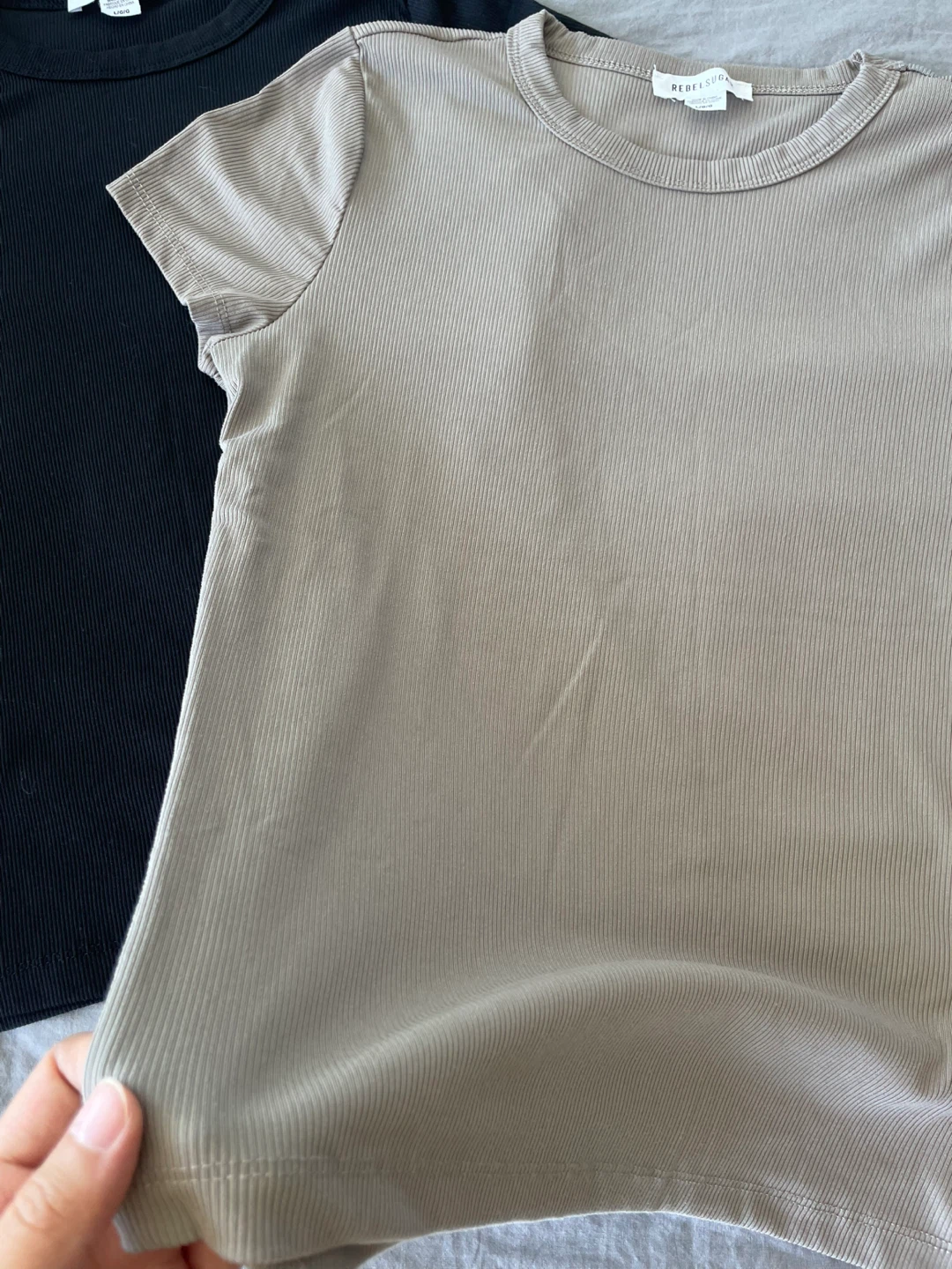 Brand new Ribbed T-Shirts - Black & Beige - photo 3