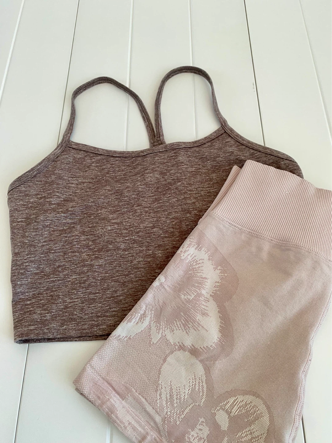 Aerie OFFLINE The Hugger Racerback Sports Bra & Shorts - photo 2