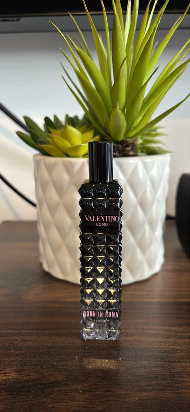 Valentino Uomo Born in Roma Eau de Toilette