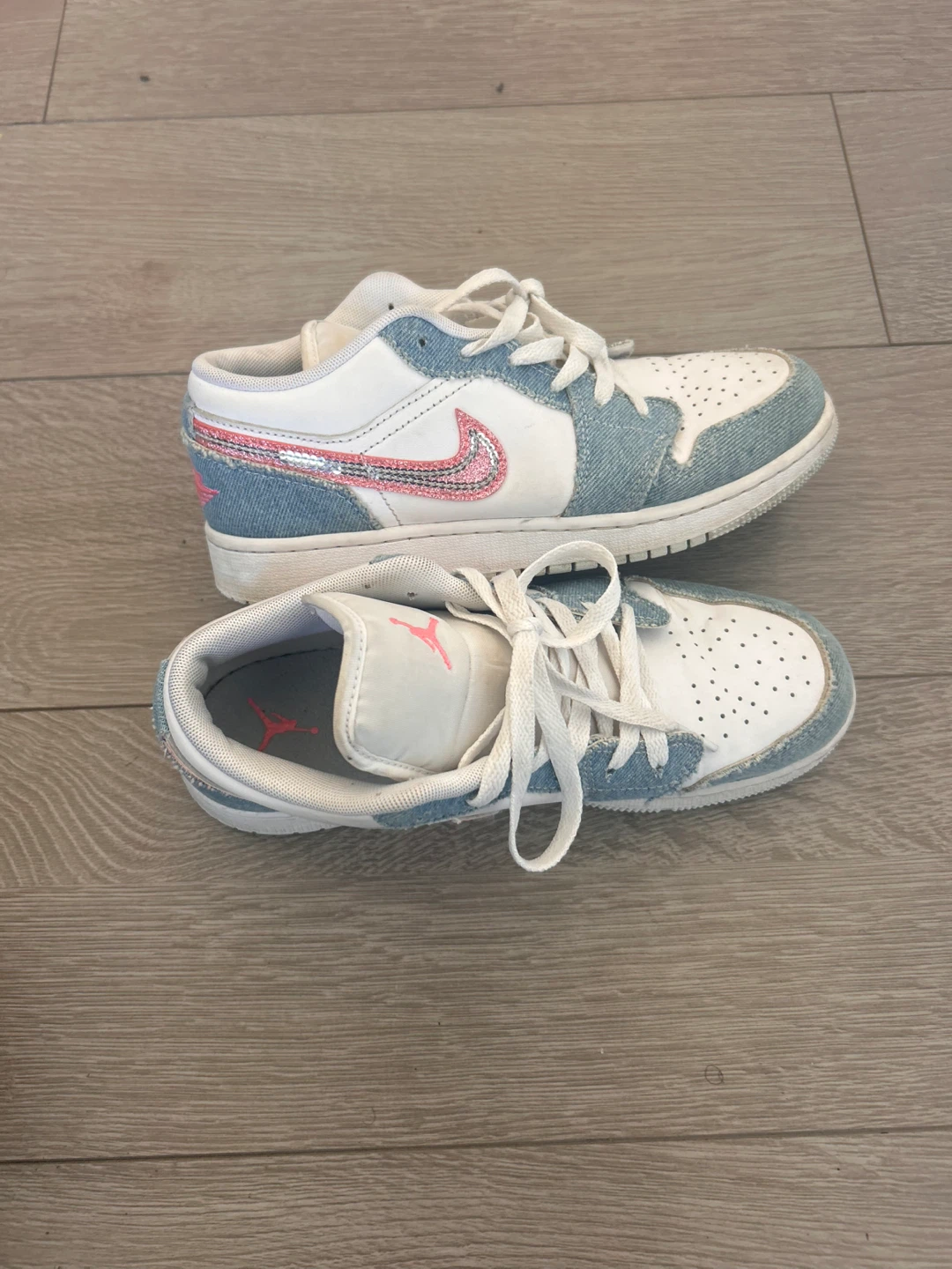 Jordan 1 Low SE Women's Shoes