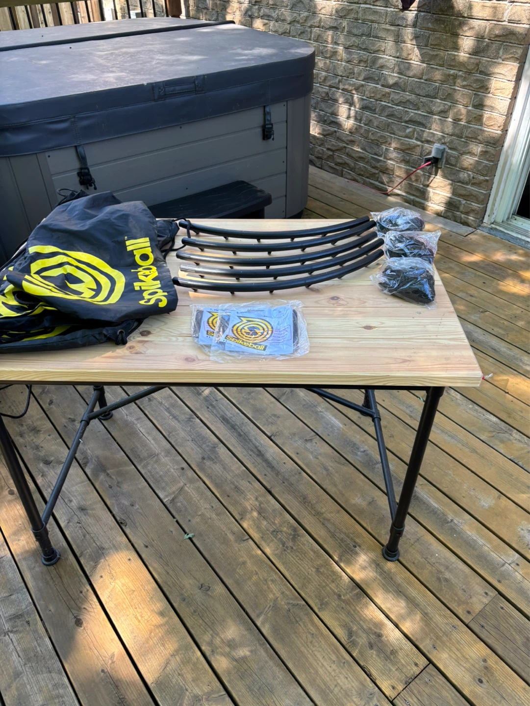 Spikeball Set - Includes 4 Nets, Balls, and Bag - photo 4