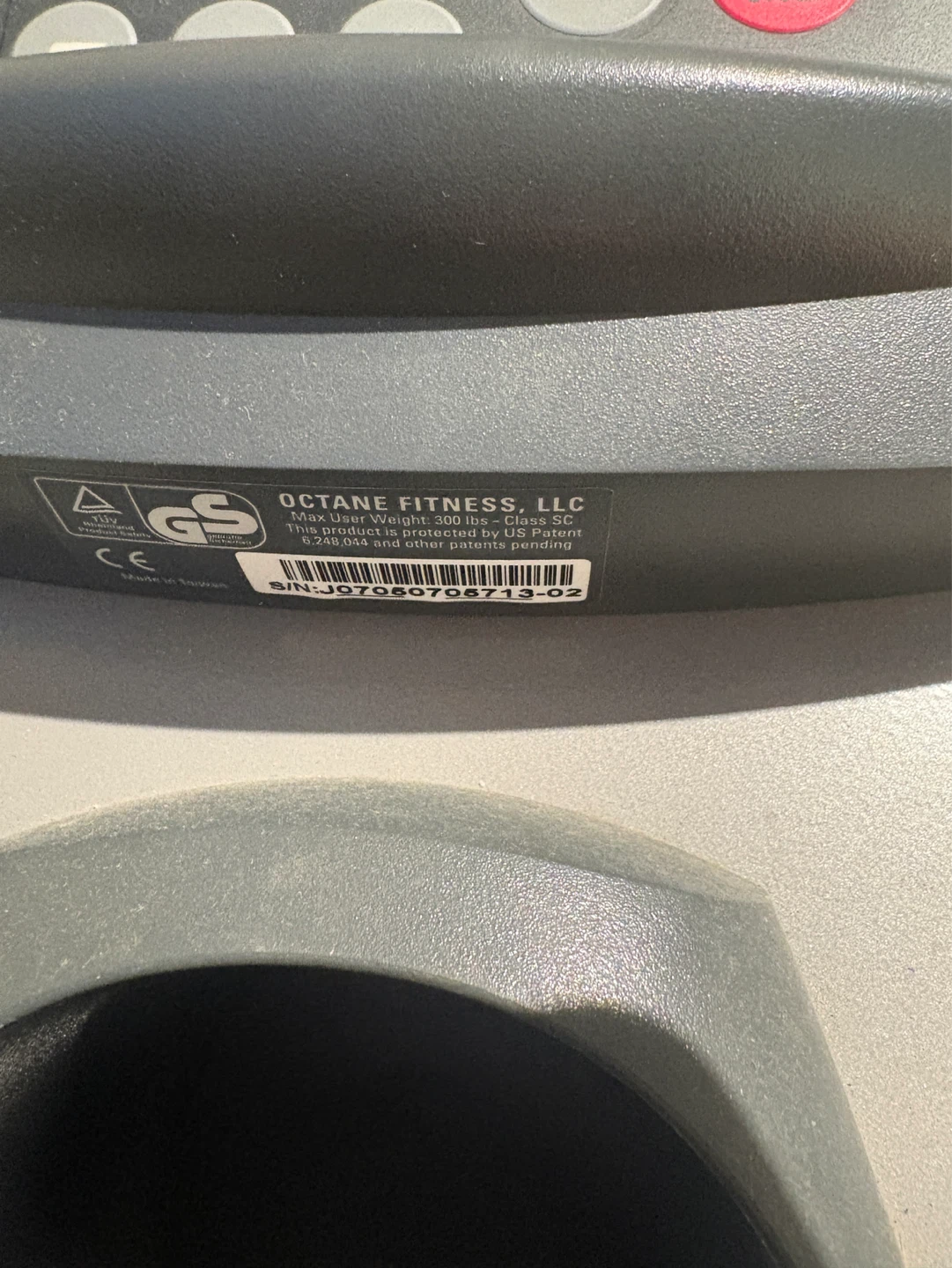 Octane Fitness Elliptical Machine - photo 5