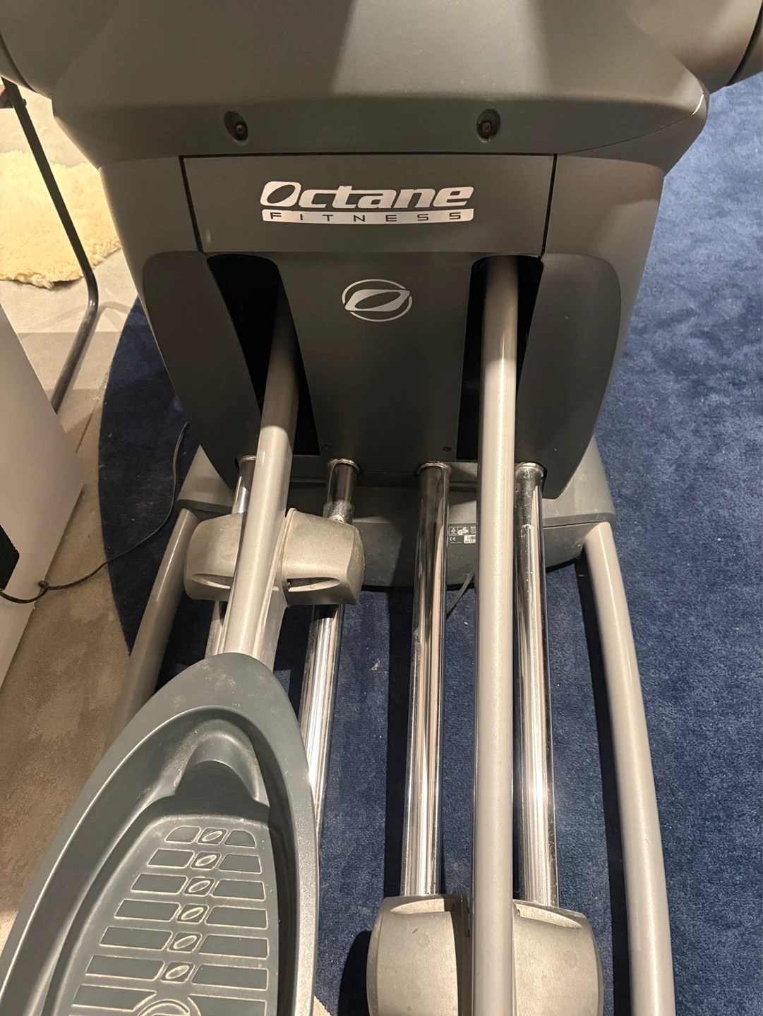 Octane Fitness Elliptical Machine - photo 3