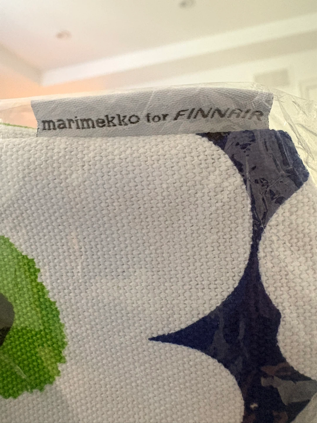 NIP Marimekko for Finnair Cosmetic Bag - Unikko Print - photo 4