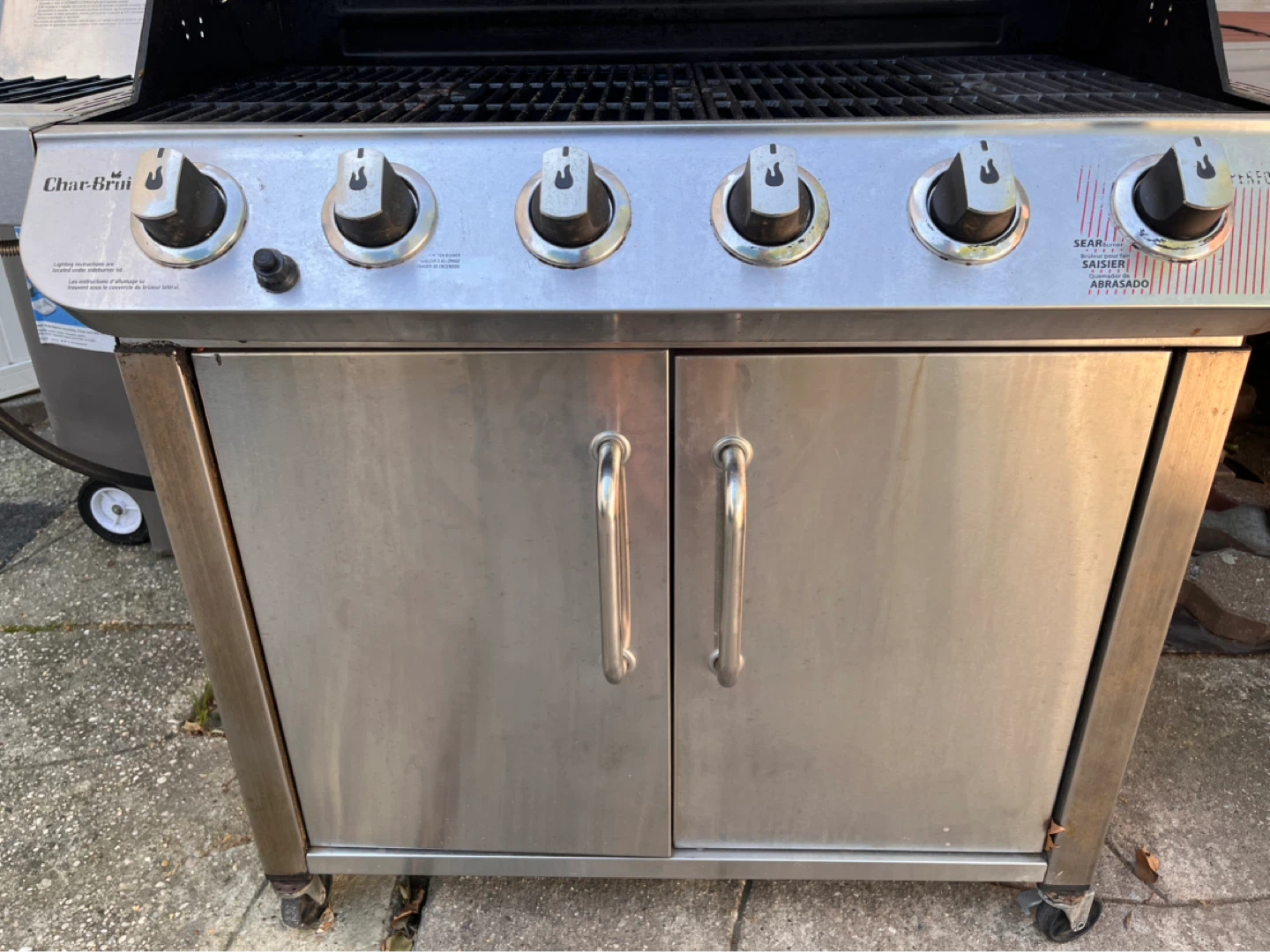 Charbroil 6 Burner Propane Gas Grill - photo 4