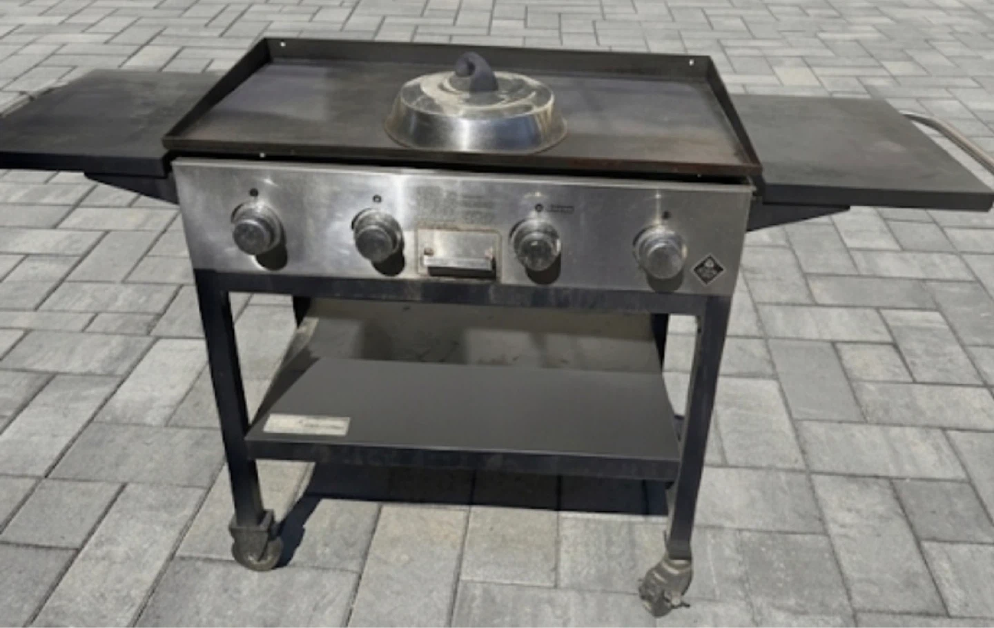 Member’s Mark Flat top grill