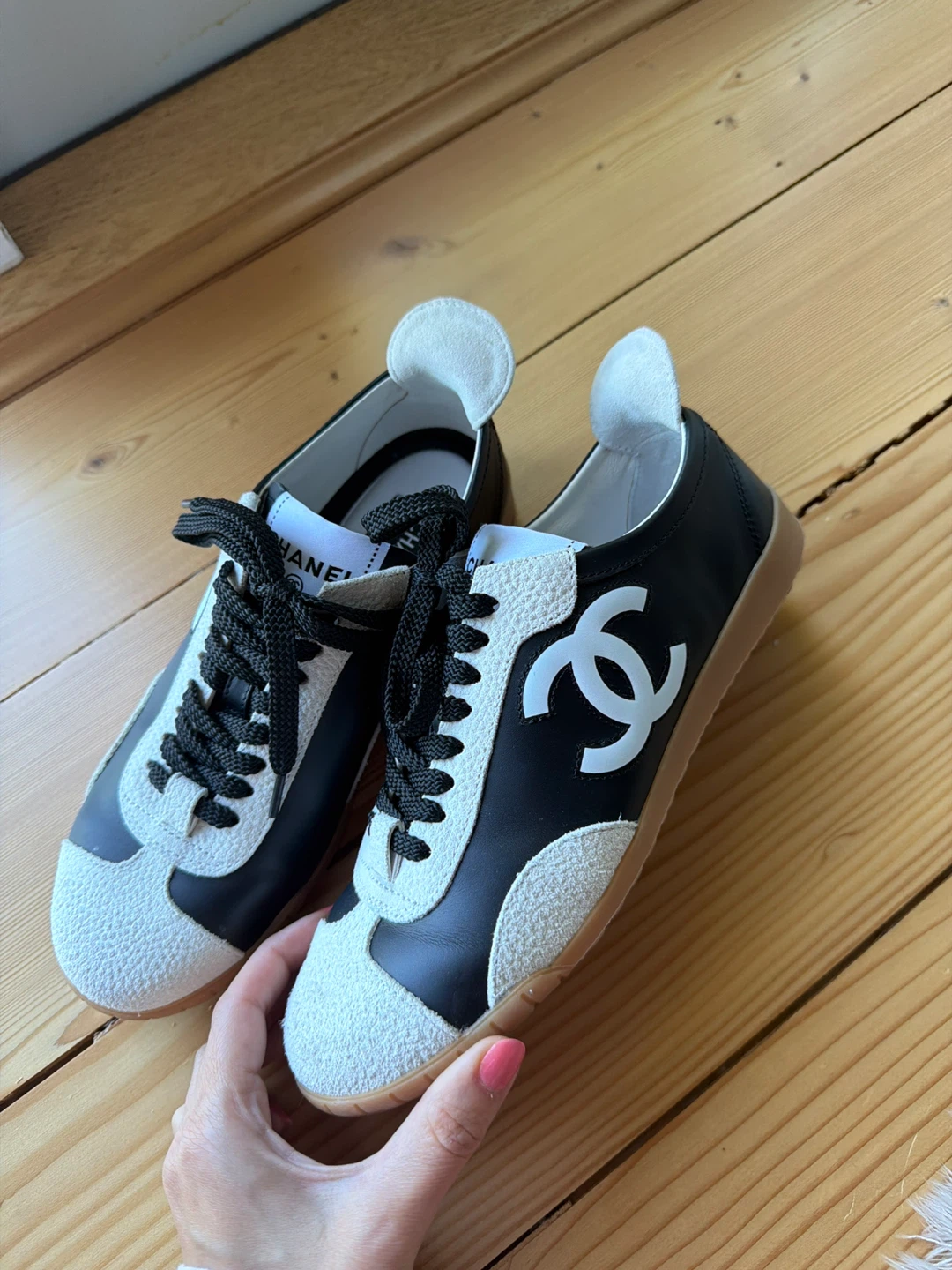 Sneakers Size 36
