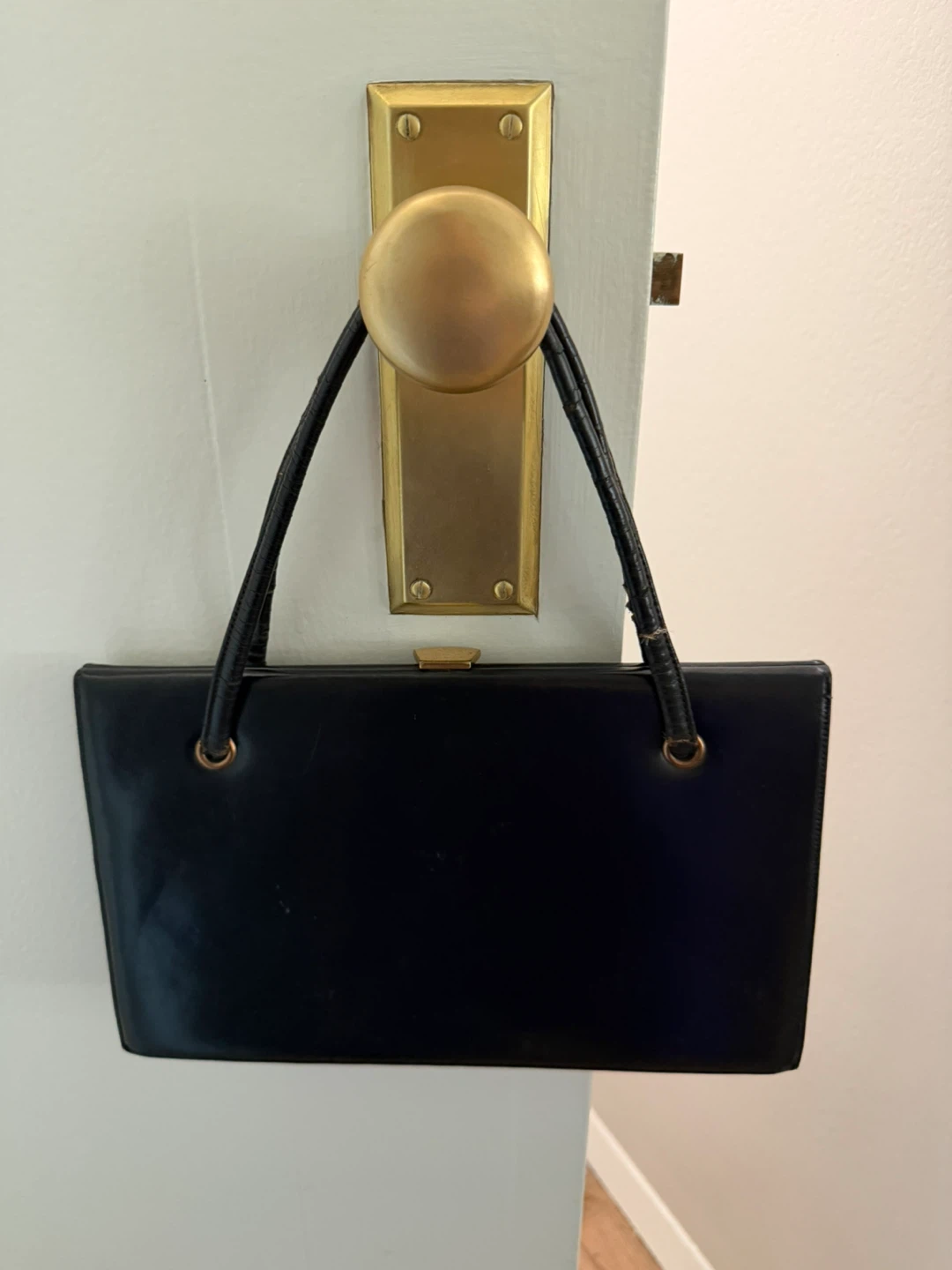 Vintage Bienen-Davis Black Leather Evening Handbag - photo 3