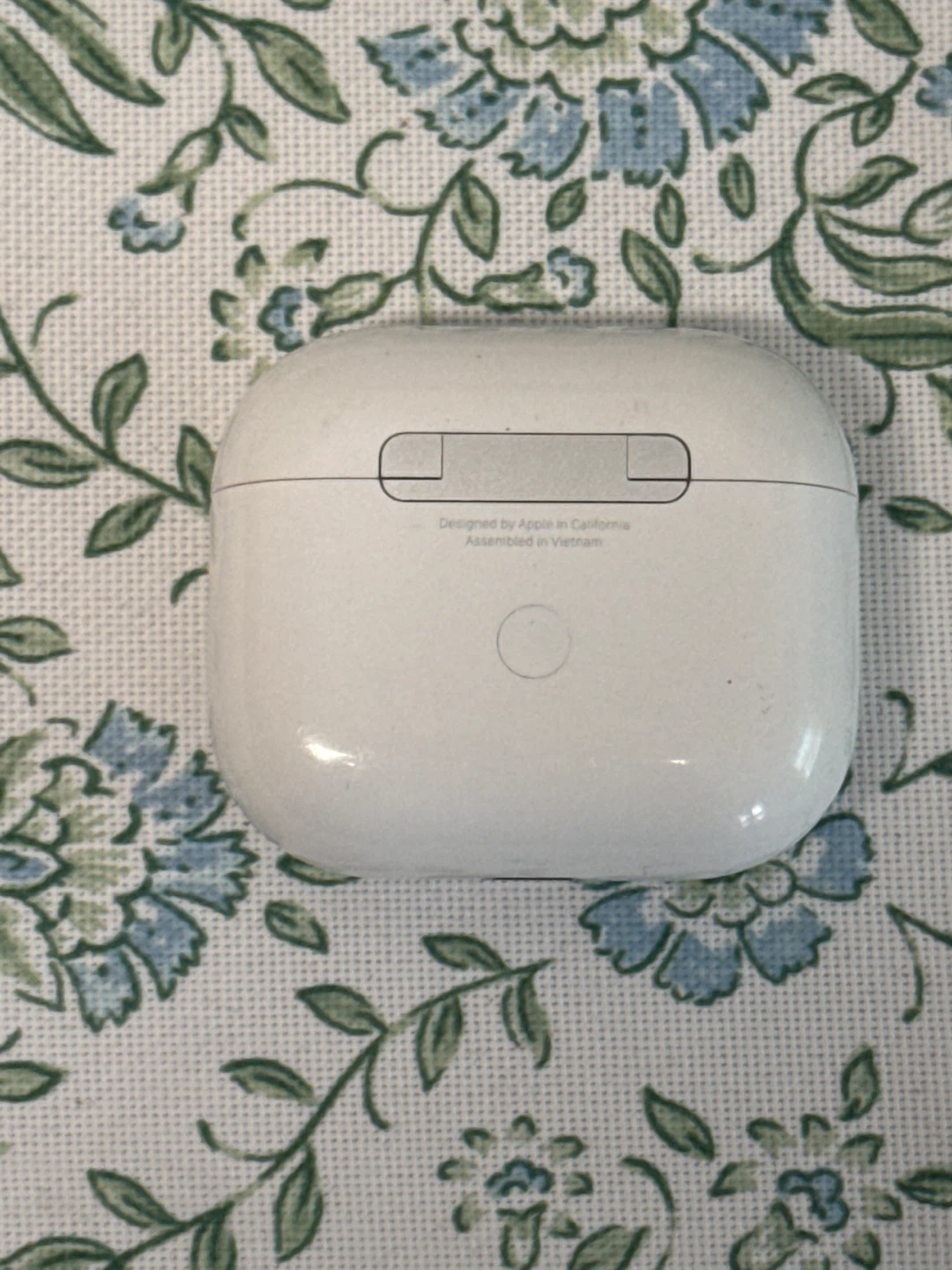 Apple AirPod 3 Charging Case