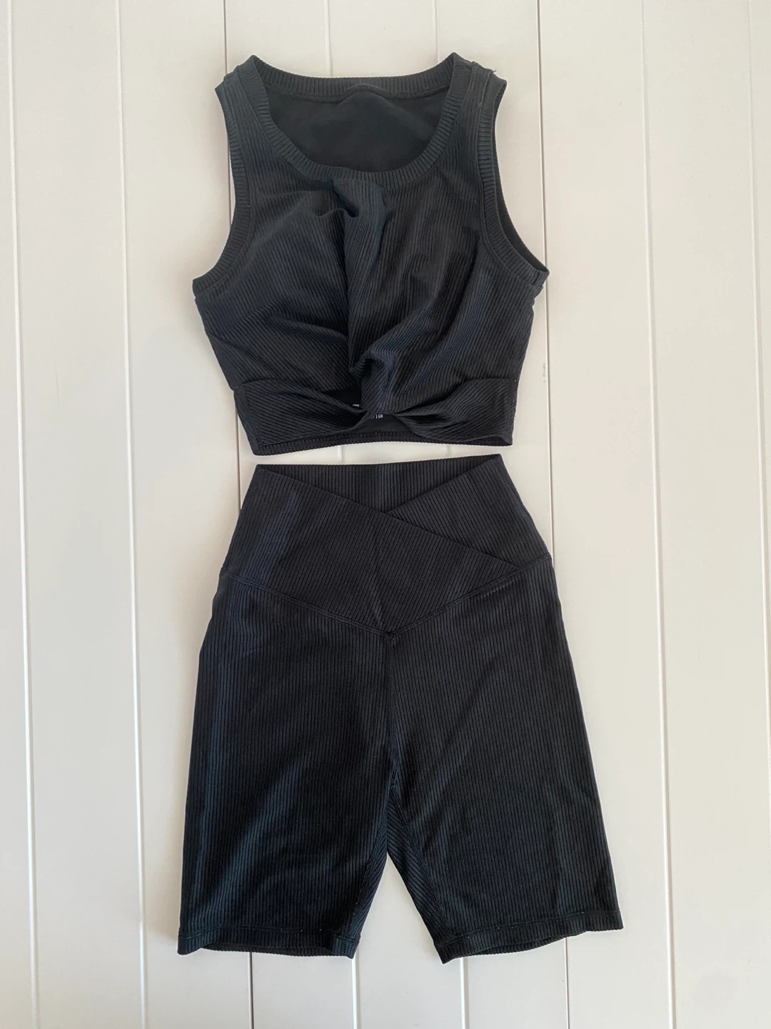 Aerie OFFLINE Ribbed Twist Tank Top & Shorts - Black