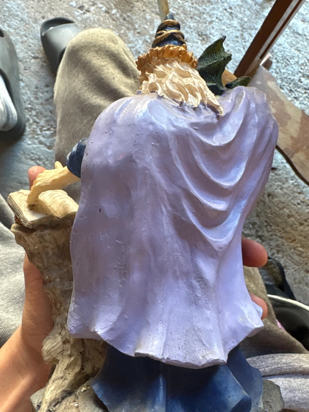 Wizard and Tree Stump Figurine - photo 2