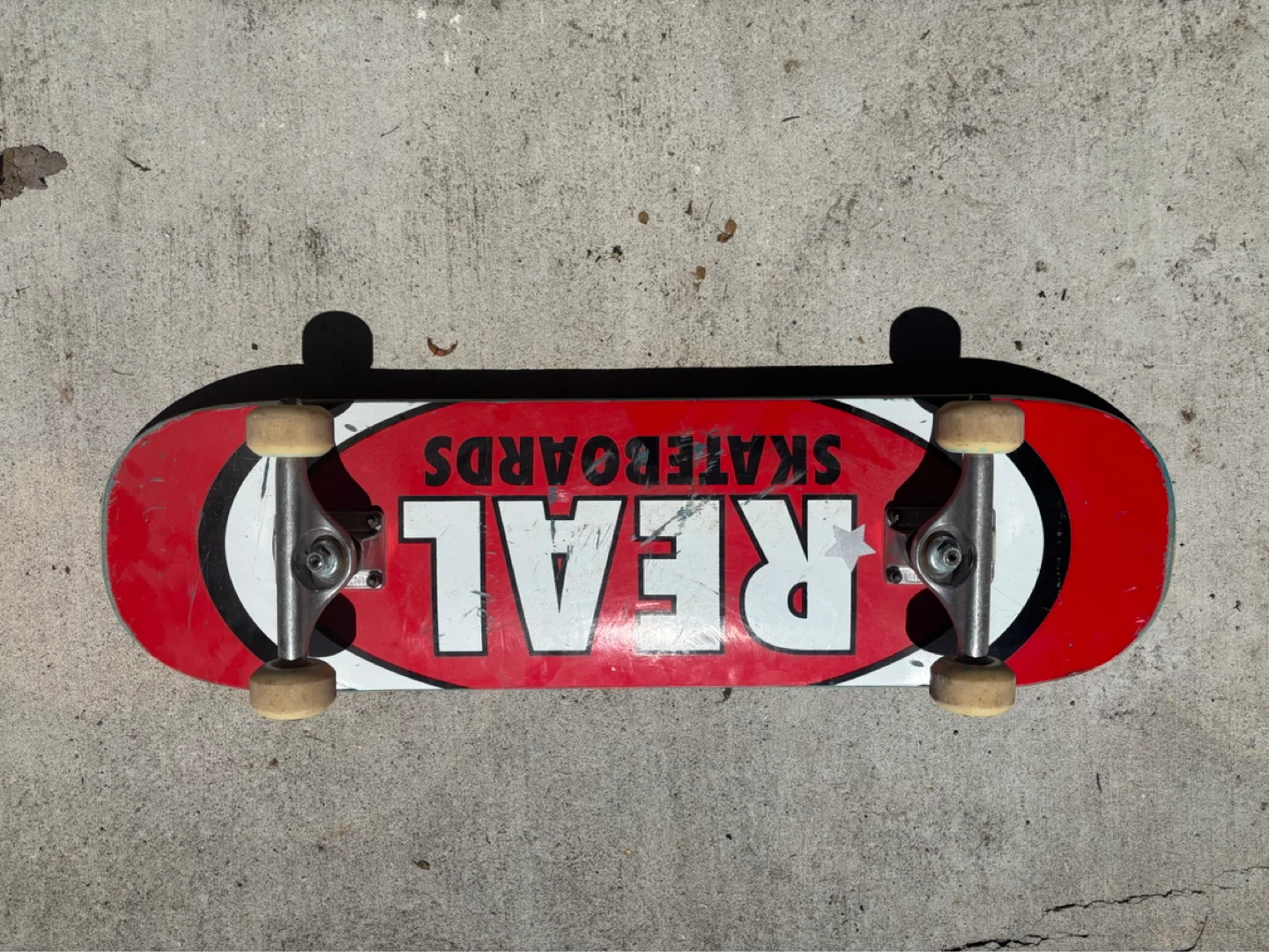 Real Skateboards Skateboard