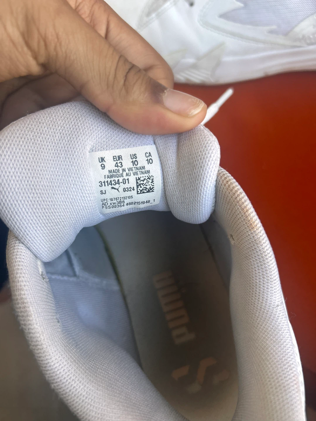 White Puma Scoot basketball Shoes - photo 2
