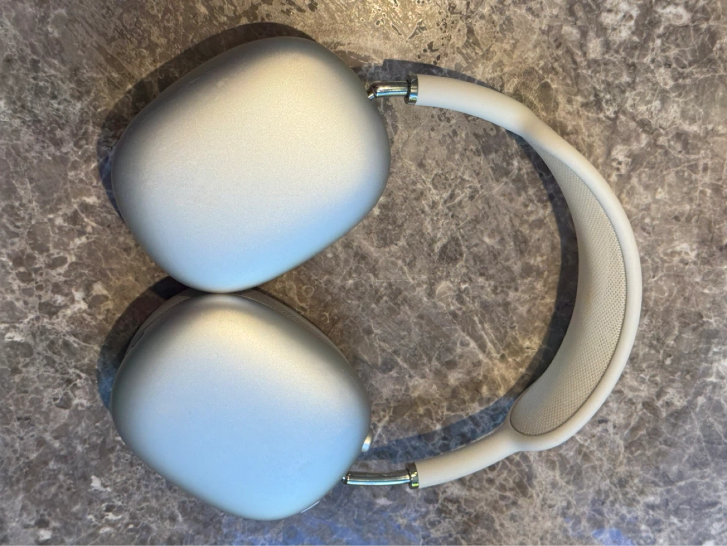Apple AirPods Max Wireless Headphones - Silver