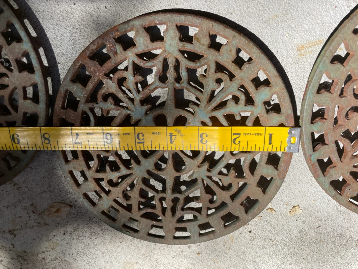 Set of 3 Cast Iron Trivets with Ornate Design