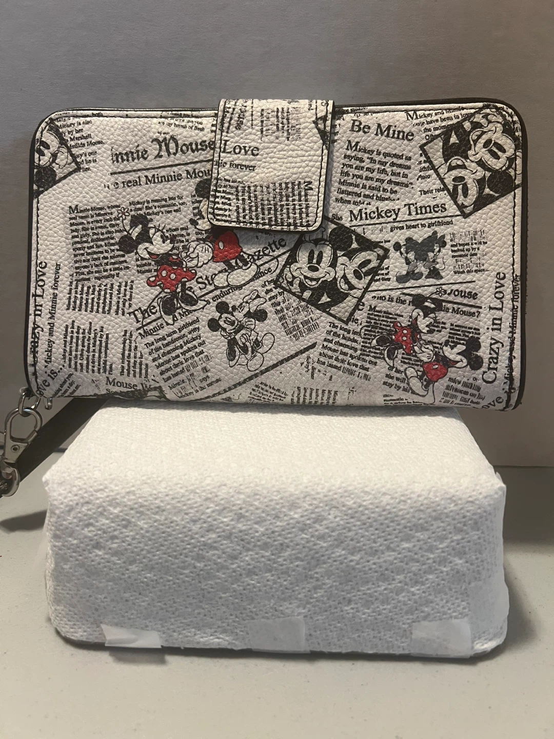Mickey&Minnie Comic Newspaper Wallet Organizer