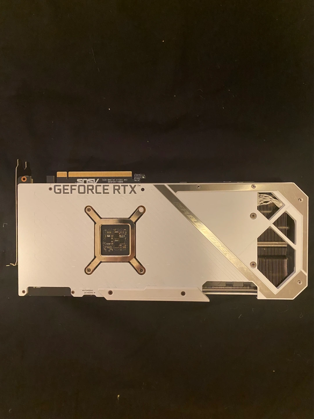 3070 Rog Strix White Missing Fan - photo 2