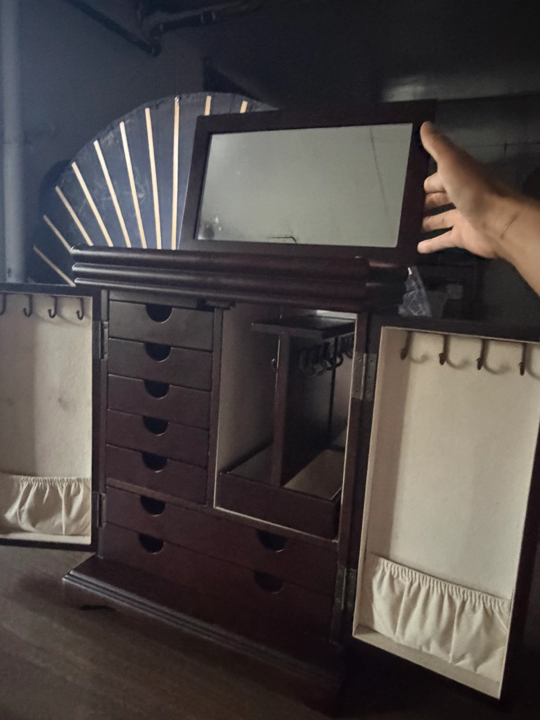 Jewelry box vanity kit