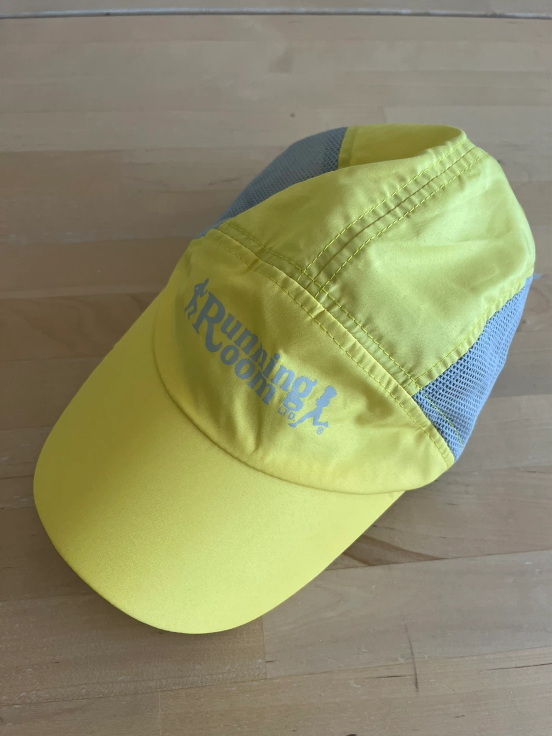 Running Cap & Decathlon Running Belt