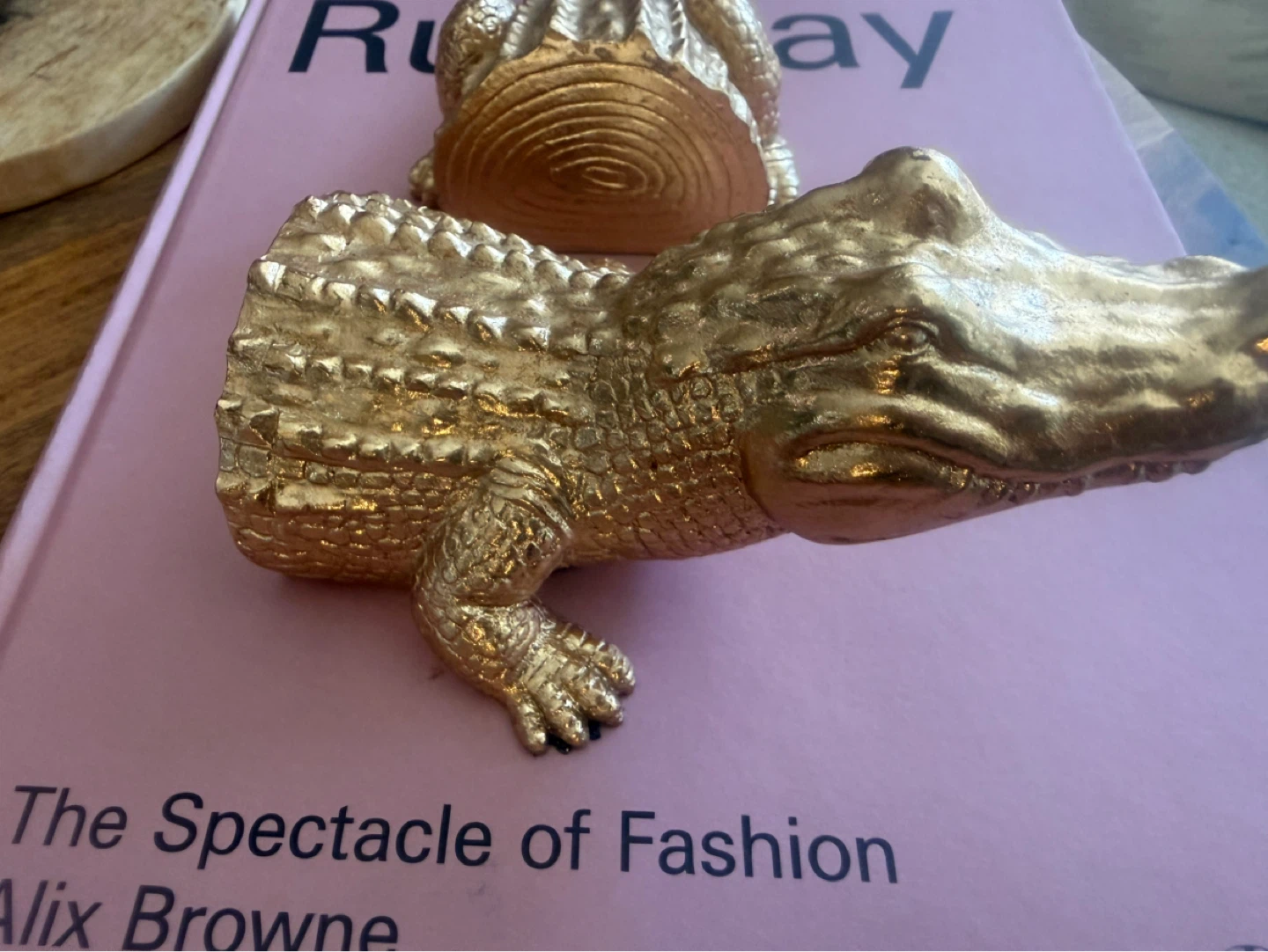 CB2 Gold Alligator bookend - photo 5