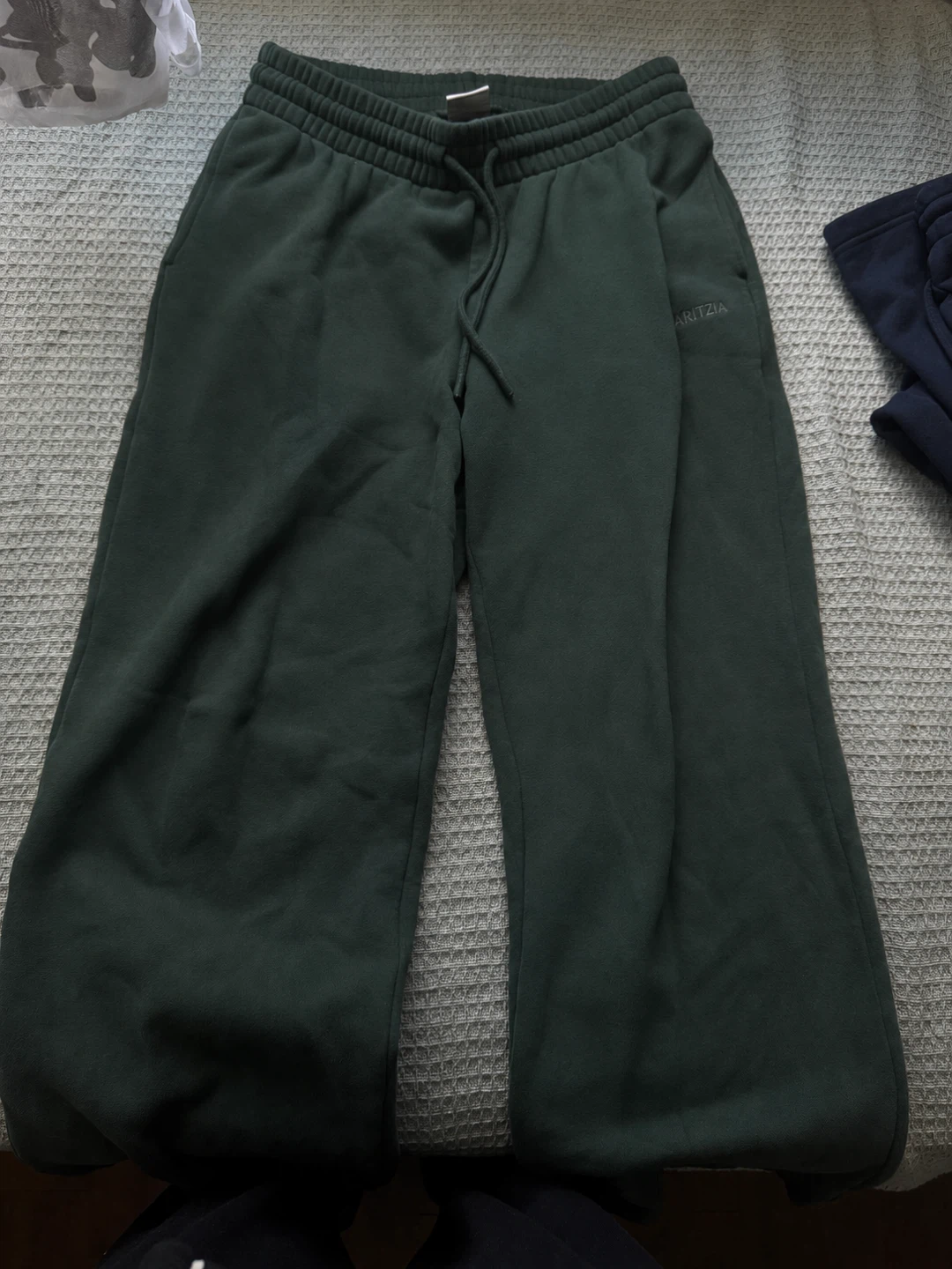 Aritzia Dark Green Sweatpants