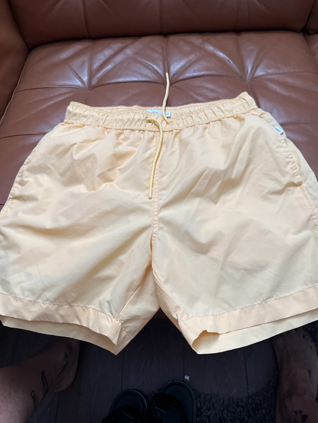 Onia Yellow Swimsuit men’s trucks - photo 5
