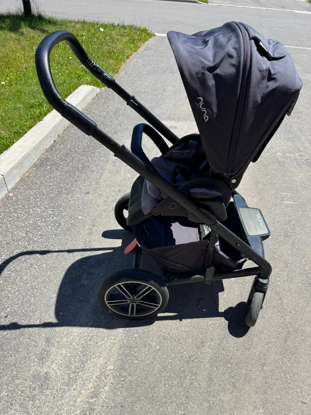 Nuna Stroller - Dark Grey - photo 3